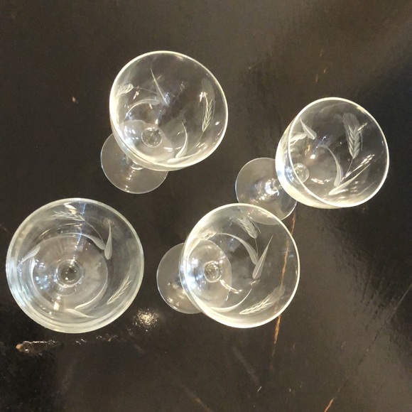 Vintage Set of 4 Etched Wheat Pattern Cordial Cocktail Liqueur Sherry Glasses - Picture 7 of 9